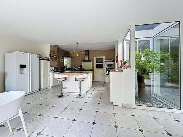 Maison Angers 8 pièce(s) 270 m2