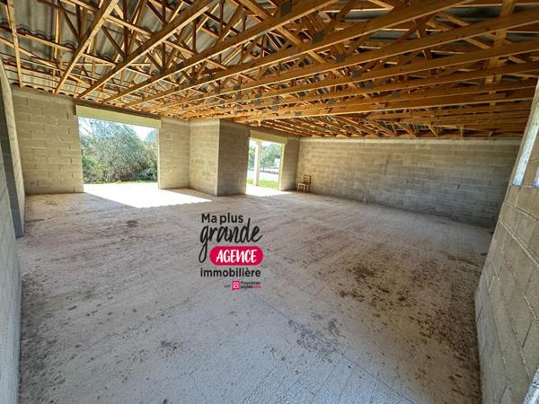 Maison à achever  - En état d'hors d'eau - 20144 STE LUCIE DE PORTO-VECCHIO - CORSE DU SUD - FRANCE