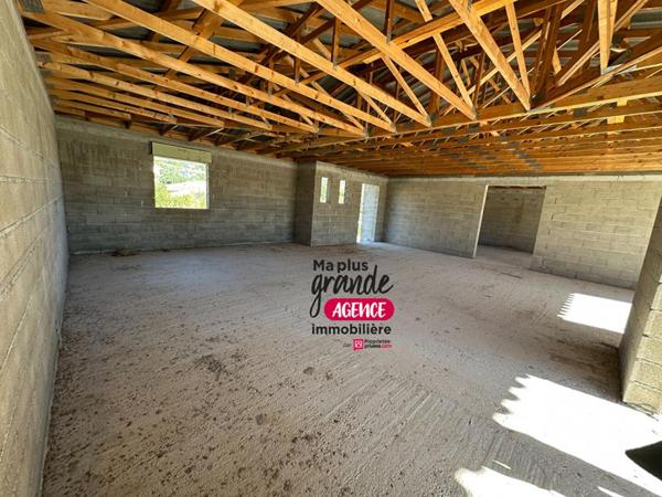 Maison à achever  - En état d'hors d'eau - 20144 STE LUCIE DE PORTO-VECCHIO - CORSE DU SUD - FRANCE