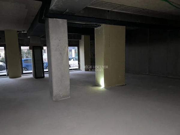 Bureau à louer à Villeurbanne (69100)
