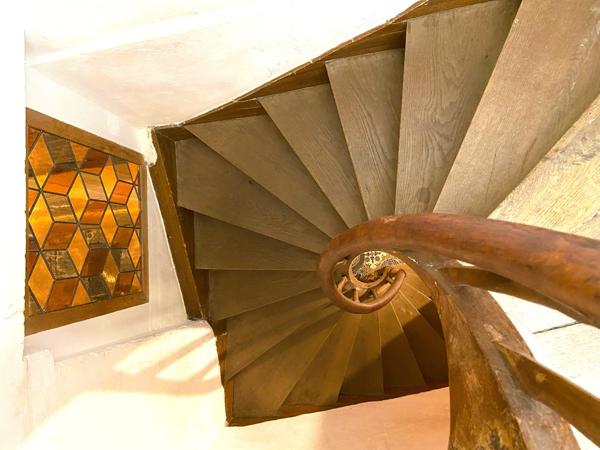 Chartres maison atypique de charme en basse ville, 4 chambres, cour, jardin suspendu