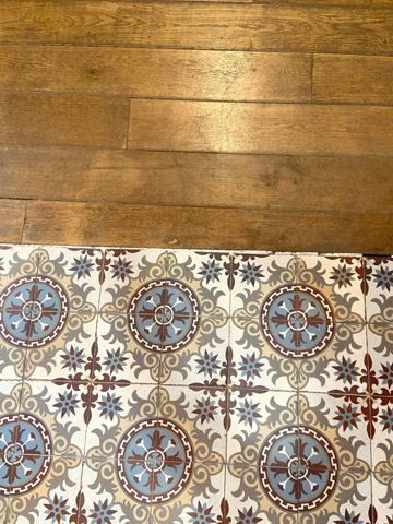 Chartres maison atypique de charme en basse ville, 4 chambres, cour, jardin suspendu