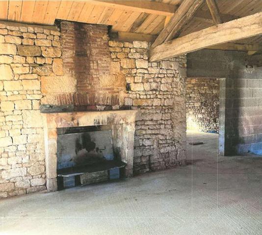 Maison en pierres à vendre - 2 pièces - cheminée
