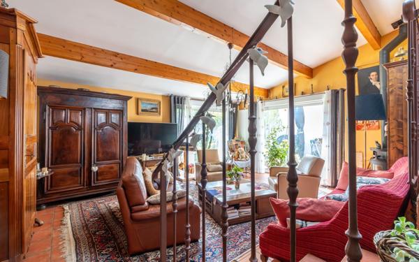 Maison à vendre    6 pièces • 144,14 m2 Maisons-Alfort