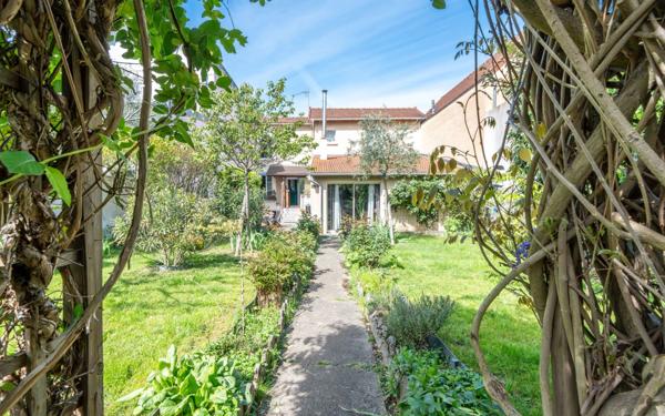 Maison à vendre    6 pièces • 144,14 m2 Maisons-Alfort