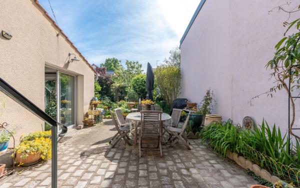 Maison à vendre    6 pièces • 144,14 m2 Maisons-Alfort