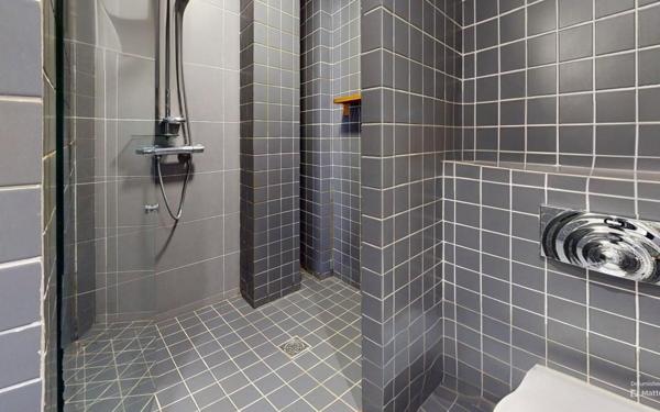 Maison à vendre    4 pièces • 241,56 m2 Asnières-sur-Seine