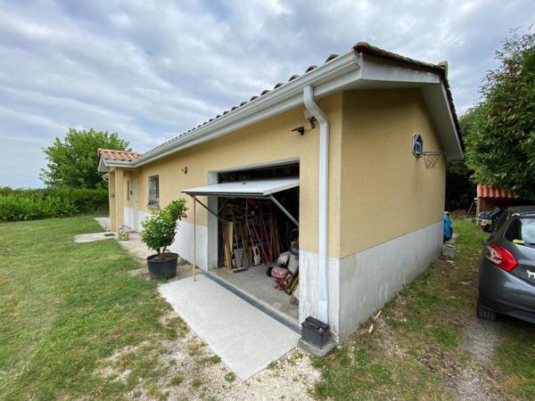 ST SAVIN MAISON DE PLAIN PIED 3 CHAMBRES POUR INVESTISSEMENT LOCATIF Saint-Savin (33920)
