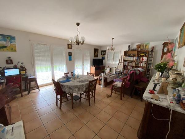 ST SAVIN MAISON DE PLAIN PIED 3 CHAMBRES POUR INVESTISSEMENT LOCATIF Saint-Savin (33920)