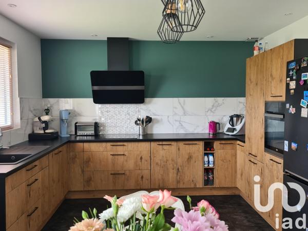 Maison à vendre 6 pièces 120 m² Surgères