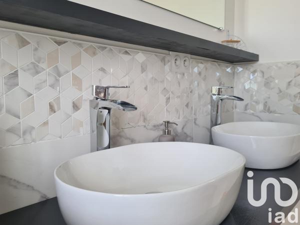 Maison à vendre 6 pièces 120 m² Surgères