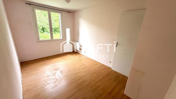 Pavillon plain-pied sur sous-sol total, 4p., 2 chambres