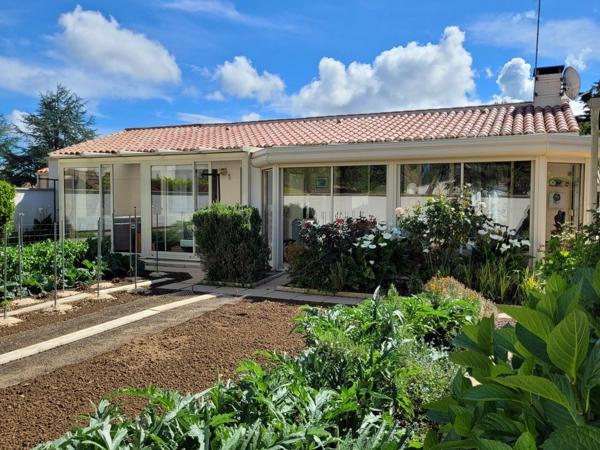 Maison à vendre    4 pièces •  Jard-sur-Mer