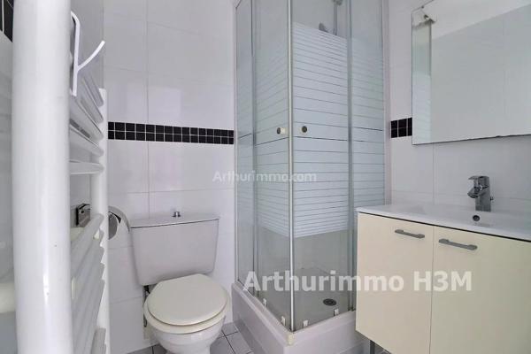 Vente                                                      Appartement
                        
                     1 pièces                      16 m2                     à Paris 11