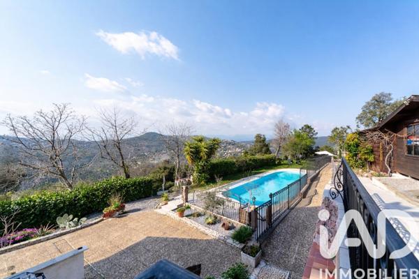 Maison à vendre 8 pièces 250 m² Fréjus