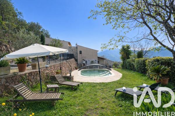 Maison à vendre 8 pièces 250 m² Fréjus