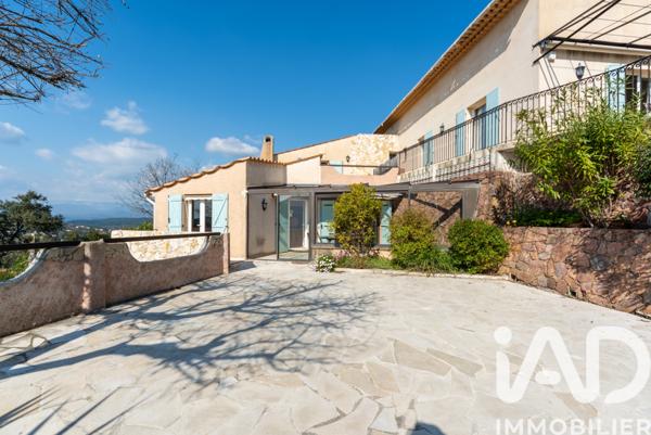 Maison à vendre 8 pièces 250 m² Fréjus