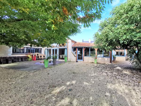 Vente Maison de luxe Doué-la-Fontaine 15 Pièces 680 m²