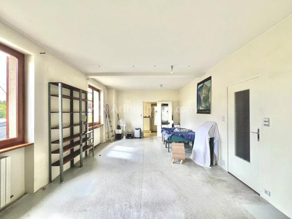 Vente                                                      Maison
                        
                     6 pièces                      226 m2                     à Clermont-Ferrand