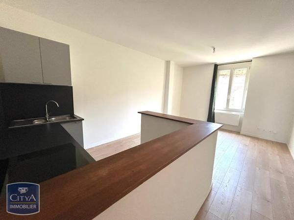 Appartement à louer 2 pièces 43.4m² Saint-Étienne (42000)
