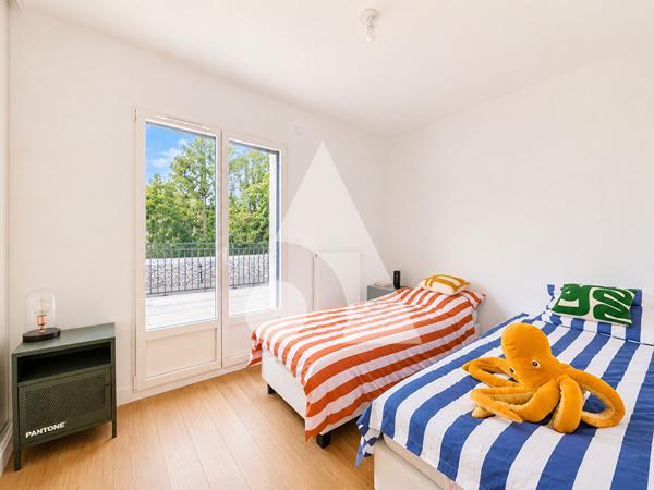 Appartement 5 pièces 128.37 m2