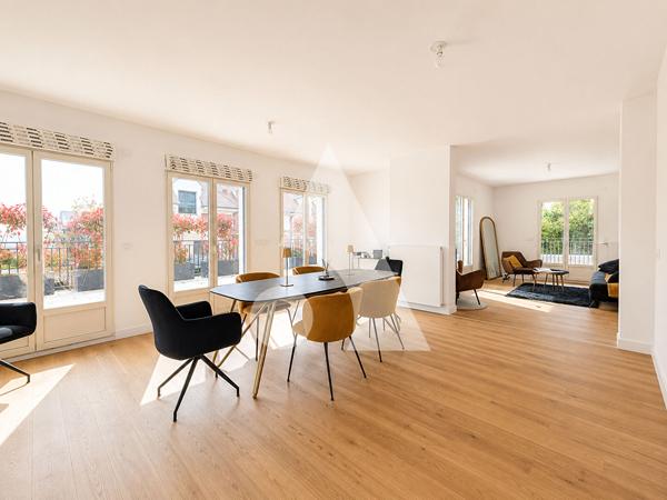 Appartement 5 pièces 128.37 m2