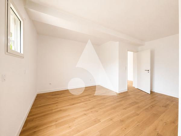 Appartement 5 pièces 128.37 m2