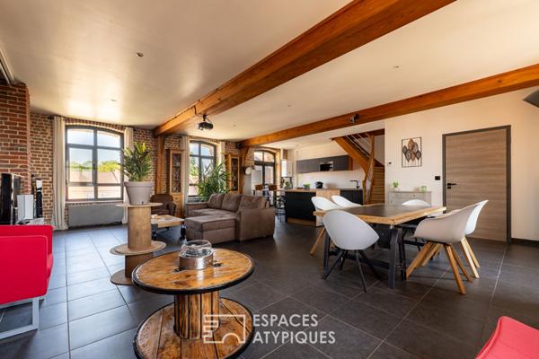Loft lumineux dans une ancienne usine de textile