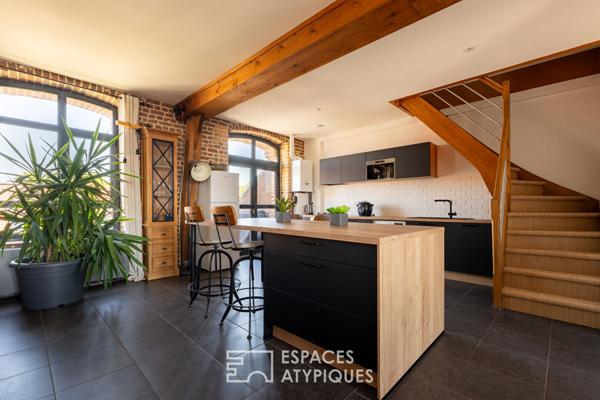 Loft lumineux dans une ancienne usine de textile