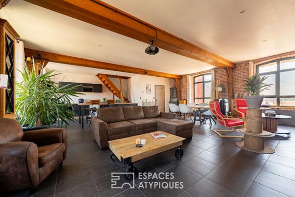 Loft lumineux dans une ancienne usine de textile