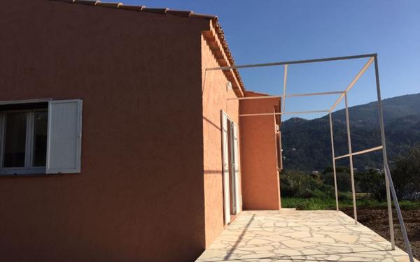 Maison à louer    3 pièces •  Carros