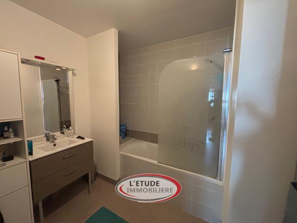 Carquefou bourg, appartement T3 avec terrasse de 28.5 m²