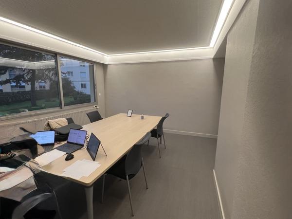 Plateau de Bureaux - 209m2 à LAVAL