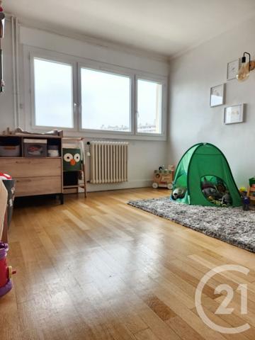 Appartement F4 à vendre  4 pièces - 79,70 m2 LYON - 69008