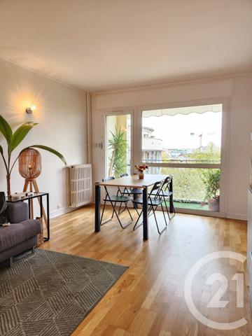 Appartement F4 à vendre  4 pièces - 79,70 m2 LYON - 69008