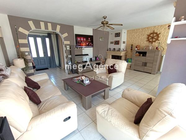Maison à Aizenay, 85190 - 7 pièces 167m²