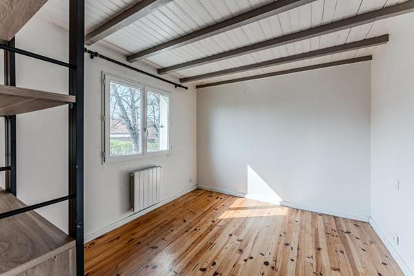 Appartement La Teste De Buch 2 pièce(s) 55 m2 + local à aménager de 25 m²r de