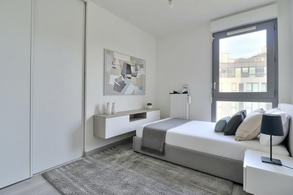 À vendre : Appartement 4 pièces avec vue sur la Tour Eiffel à Saint Denis