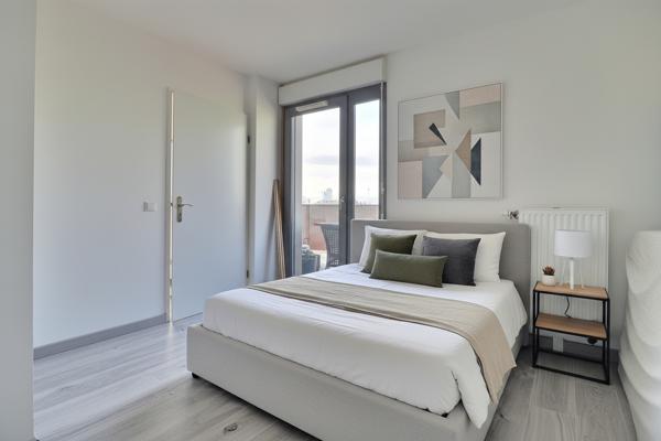 À vendre : Appartement 4 pièces avec vue sur la Tour Eiffel à Saint Denis