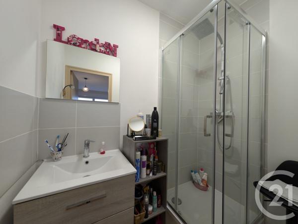 Appartement F4 à vendre  4 pièces - 114 m2 CHALLANS - 85