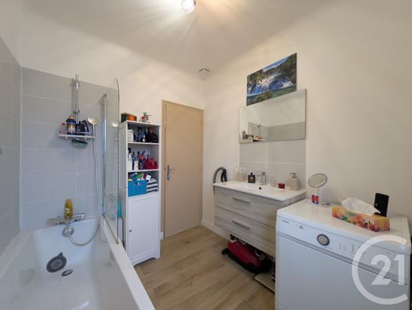 Appartement F4 à vendre  4 pièces - 114 m2 CHALLANS - 85