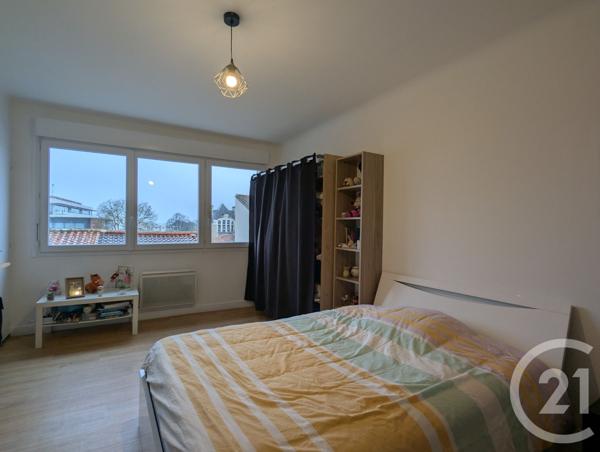 Appartement F4 à vendre  4 pièces - 114 m2 CHALLANS - 85