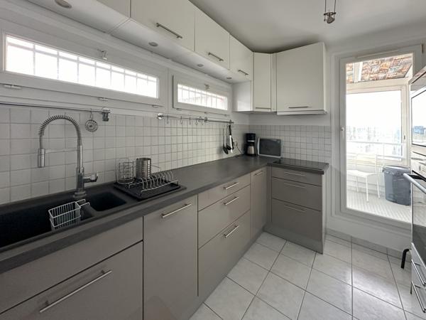 Nanterre (92000) Chambres à louer dans un duplex meublé et équipé pour 900 €/mois charges compris
