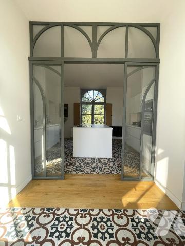 A VENDRE - BASSE-GOULAINE - Au calme -  Maison de Maître d'env 207.18m² hab entierement rénové.