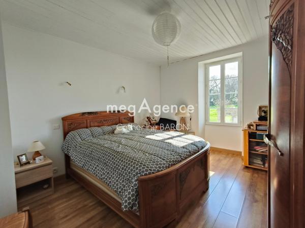 Maison à JAVREZAC, 16100 - 5 pièces 190m²