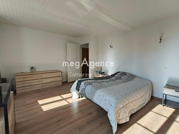 Maison à JAVREZAC, 16100 - 5 pièces 190m²