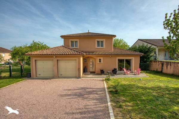 Maison à vendre |  Terrasson-Lavilledieu |  6 pièces | 130 m²