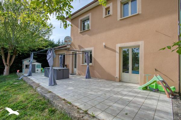 Maison à vendre |  Terrasson-Lavilledieu |  6 pièces | 130 m²