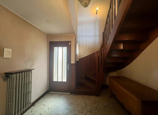 À vendre - Maison mitoyenne 2 côtés, 5 pièces située à Joué-lès-Tours (37300)