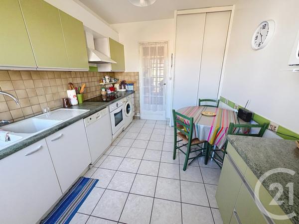 Appartement F4 à vendre  4 pièces - 87,10 m2 LYON - 69007